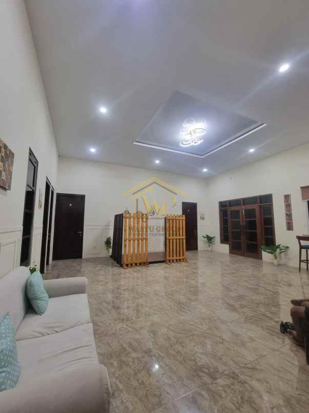 rumah mewah dengan bonus homestay di jogjakarta