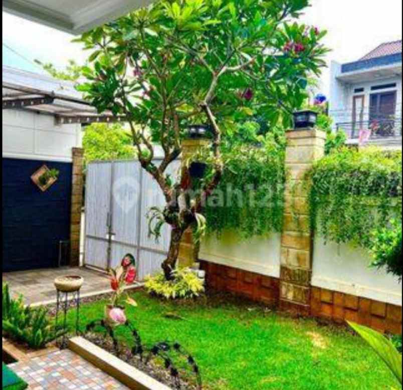 rumah mewah di pondok kelapa indah jakarta timur