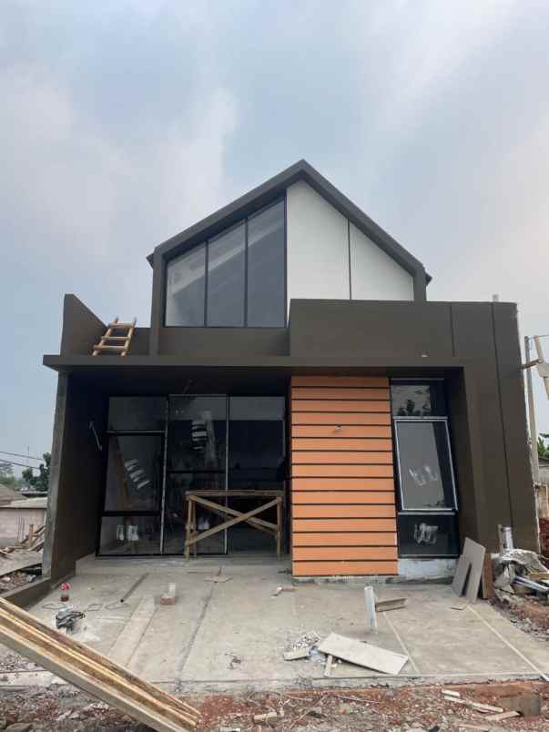 rumah mewah harga promo dekat stasiun dan angkutan