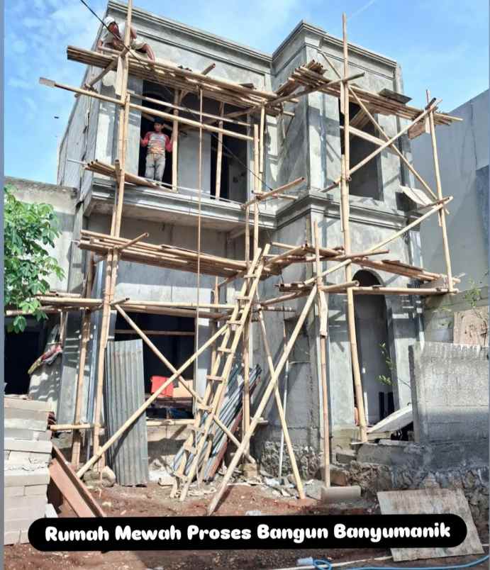 rumah mewah karangrejo banyumanik semarang