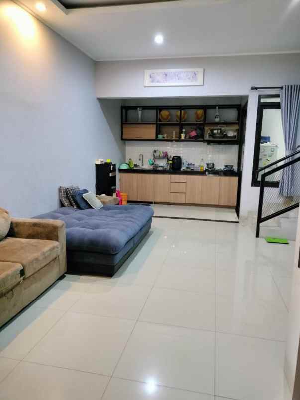 rumah minimalis antapani kidul dekat arcamanik bandung