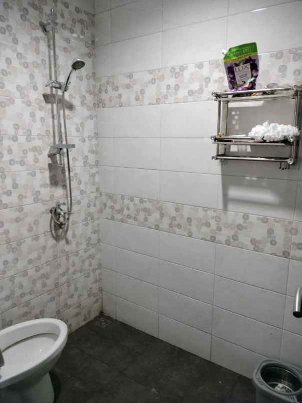 rumah minimalis antapani kidul dekat arcamanik bandung