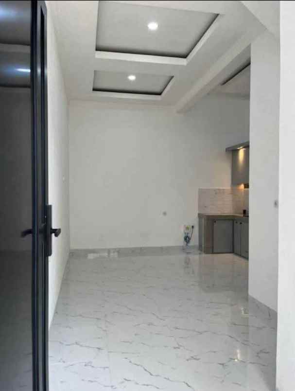 rumah minimalis dalam cluster di jagakarsa jaksel