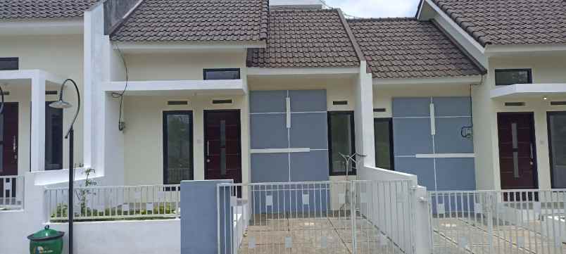 rumah minimalis dedain mewah kota malang