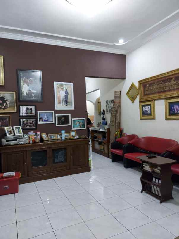 rumah modern siap huni di sulfat malang