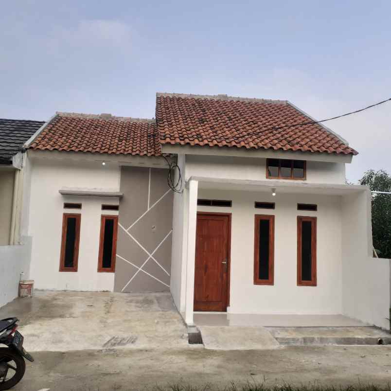 rumah murah 10 menitan ke stasiun siap huni di citayam