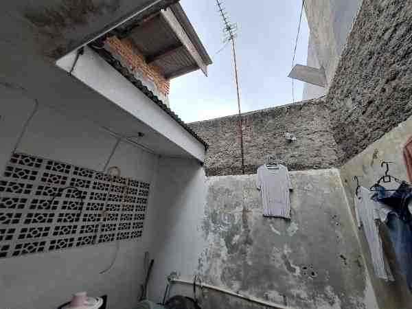 rumah murah di tengah kota perumnas depok 1