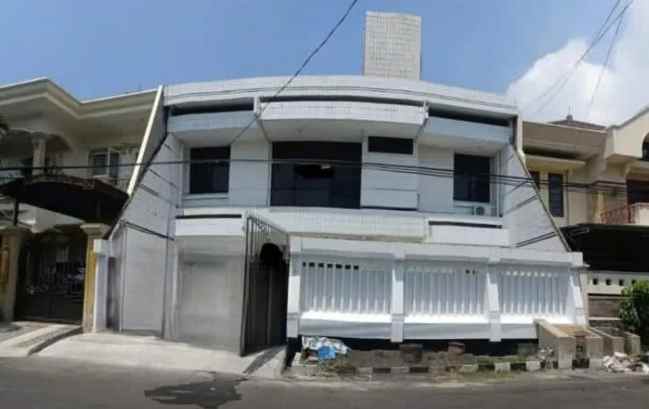 rumah murah manyar kertoarjo surabaya luas 240m2