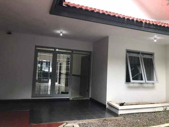 rumah pondok hijau gegerkalong dekat setiabudi bandung