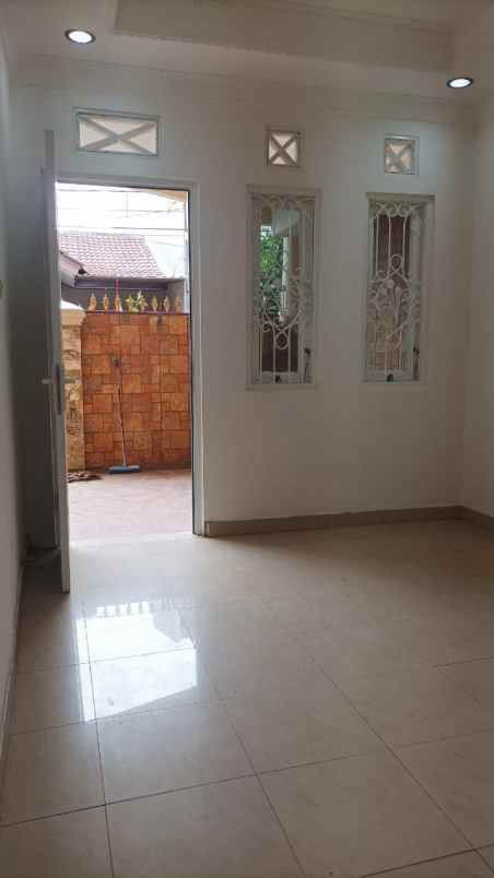 rumah poris sudah renov tangerang kota