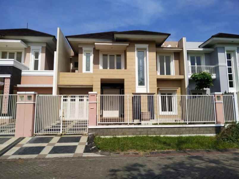 rumah puri galaxy surabaya lt360m2 one gate system