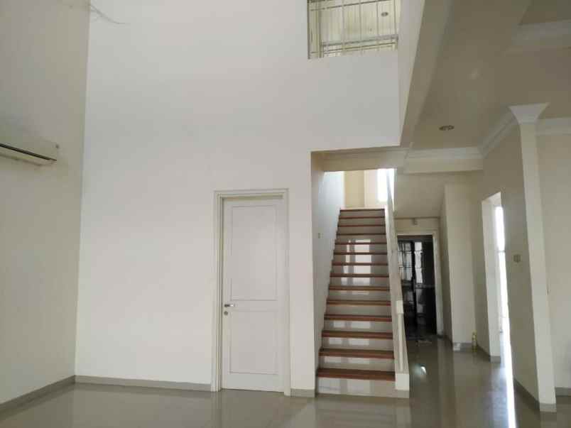 rumah puri galaxy surabaya lt360m2 one gate system