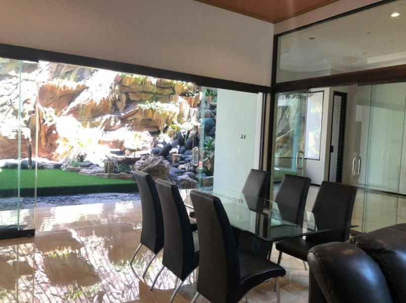 rumah raya satelit indah hadap timur