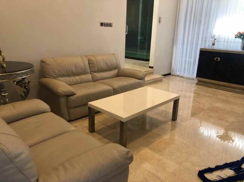 rumah raya satelit indah hadap timur