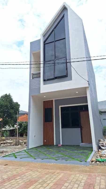 rumah ready 2 lantai desain scandinavian di depok