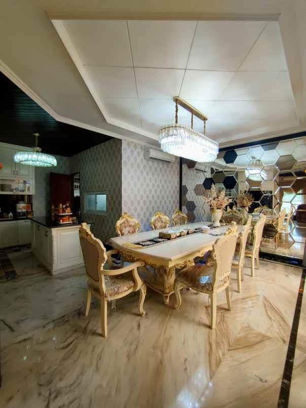 rumah second dalam komplek permata hijau jaksel