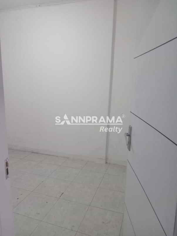 rumah second murah siap huni di harvest city bekasi