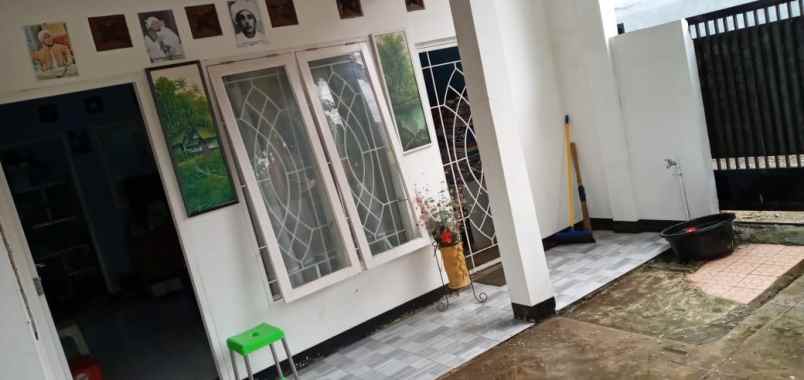 rumah second terawat di poin mas rangkapan jaya depok