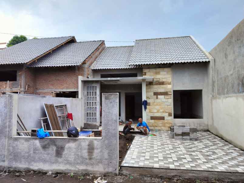 rumah siap huni akses jalan mulus di ngemplak sleman