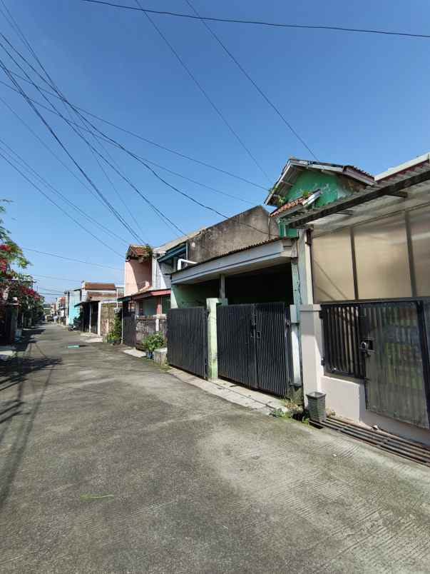 rumah siap huni dalam komplek griya bandung indah