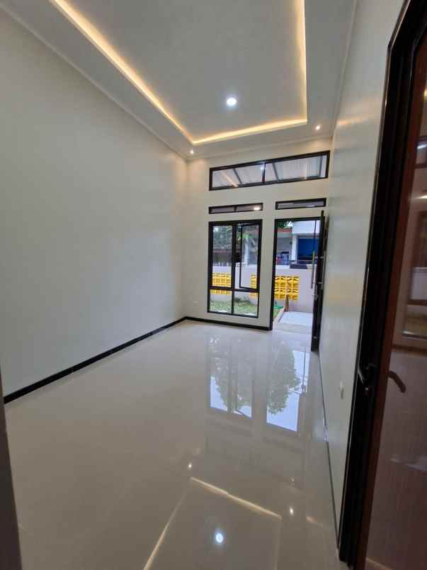 rumah siap huni di tangerang bisa cash kpr