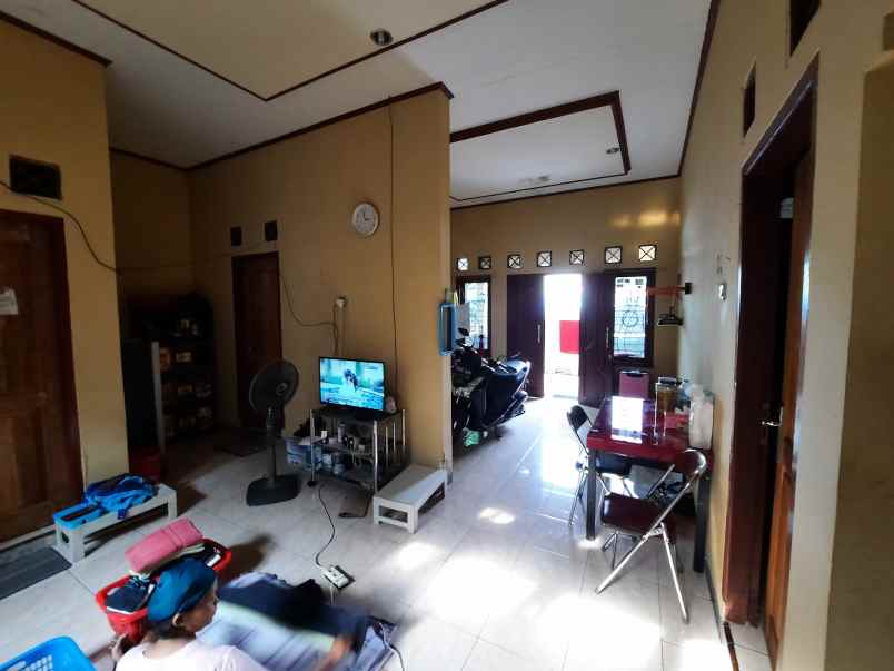 rumah strategis dipinggir jl ahmad yani batang