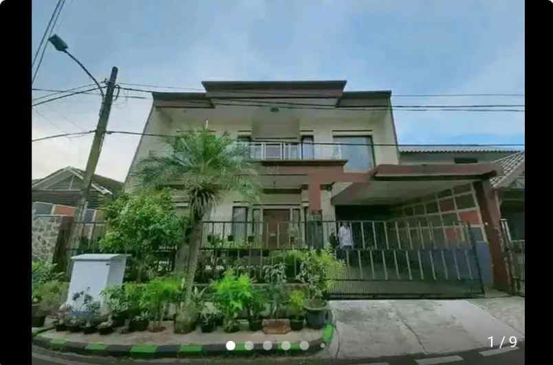 rumah terawat dalam komplek curug pondok kelapa