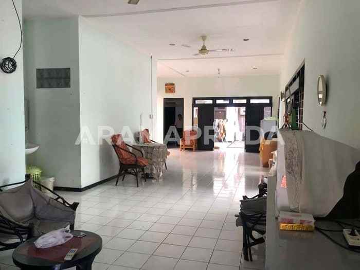 sewa rumah full furnished ciung wanara renon densel