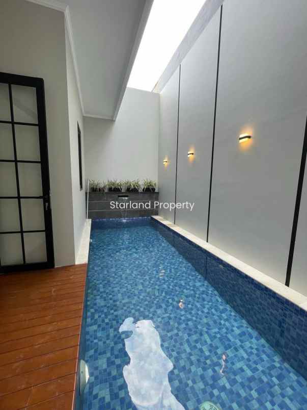 siap huni rumah mewah 3 lantai harga 2 7 m di joglo