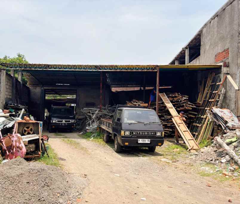 tanah dan gudang di kedungmundu raya semarang timur