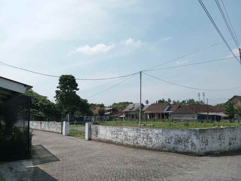 tanah jogja siap bangun dekat pemda sleman shm p unit