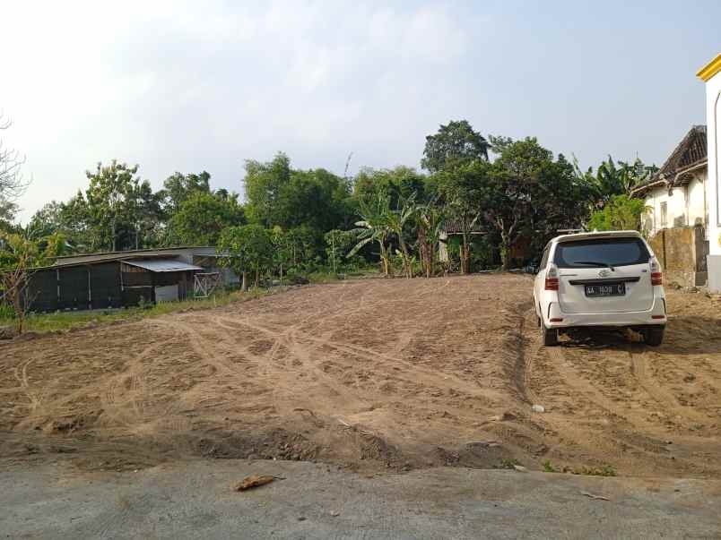 tanah pekarangan murah dekat exit tol kalasan