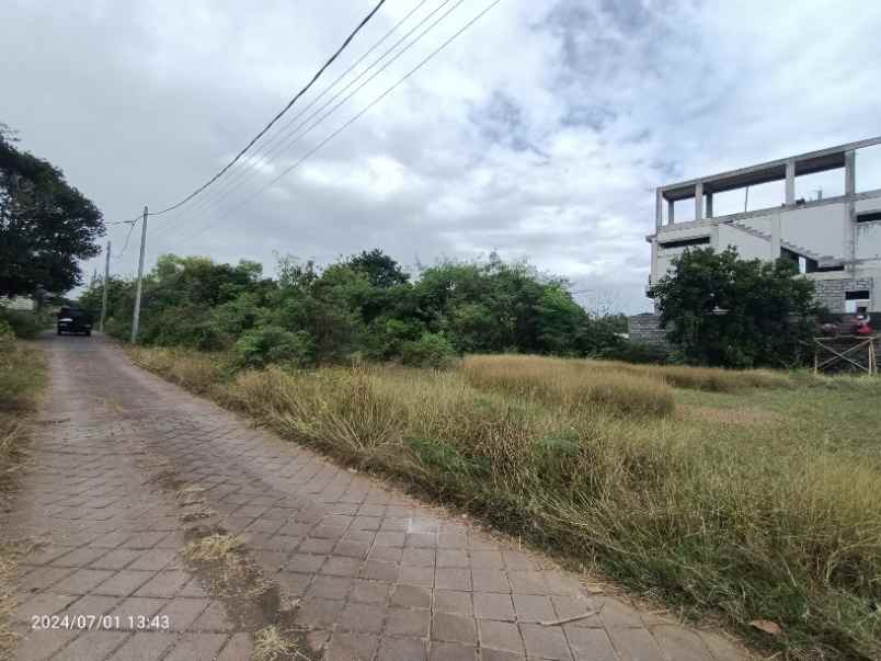 tanah zona merah red zone di nyang nyang bali