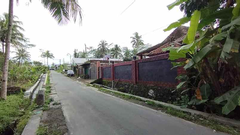 villa cantik desain limasan jawa di pakem sleman