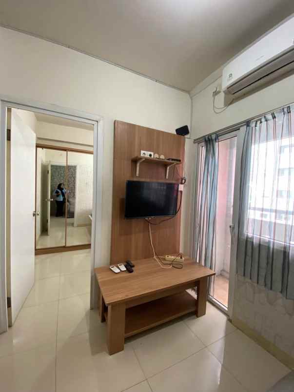 apartemen 2 br furnish siap huni di green pramuka