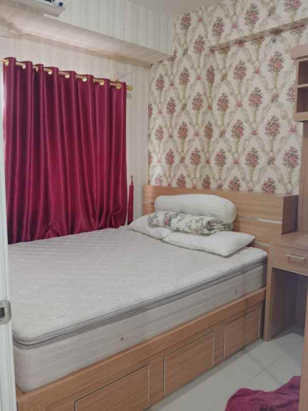 apartemen 2 kamar furnish di green pramuka city