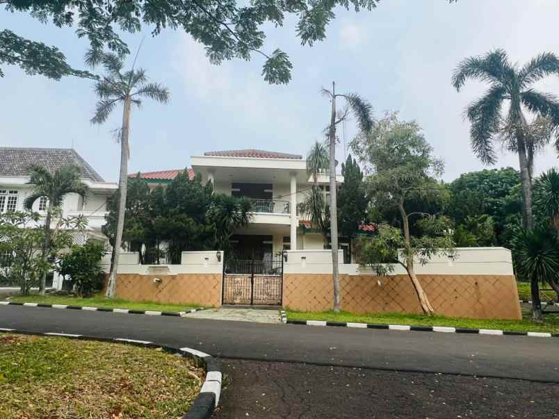 di hook perumahan elite di cinere villa cinere mas