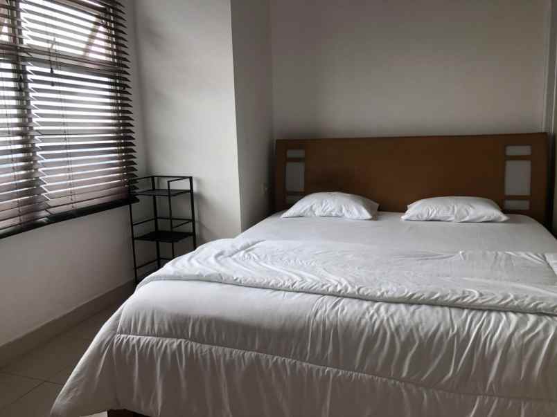 dijual apartemen bellezza permata hijau