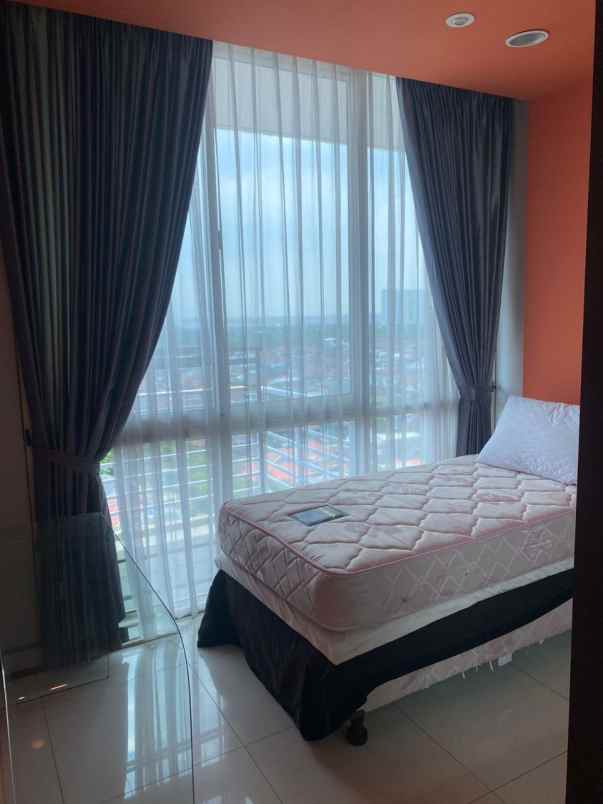 dijual apartemen ciputra world via