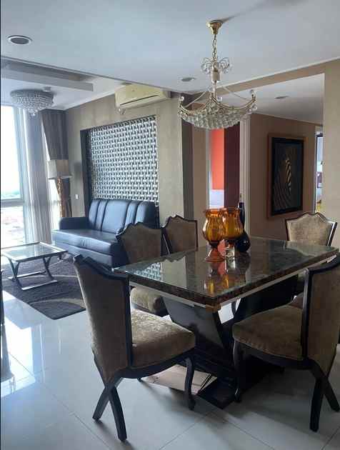 dijual apartemen ciputra world via