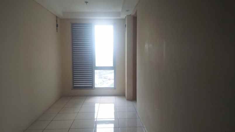 dijual apartemen educity yale