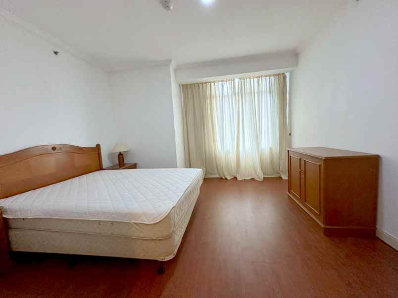 dijual apartemen jend sudirman