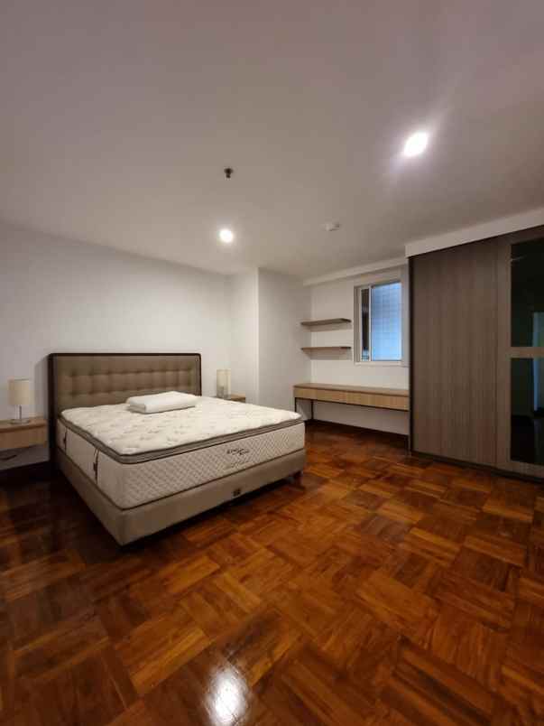 dijual apartemen pondok indah