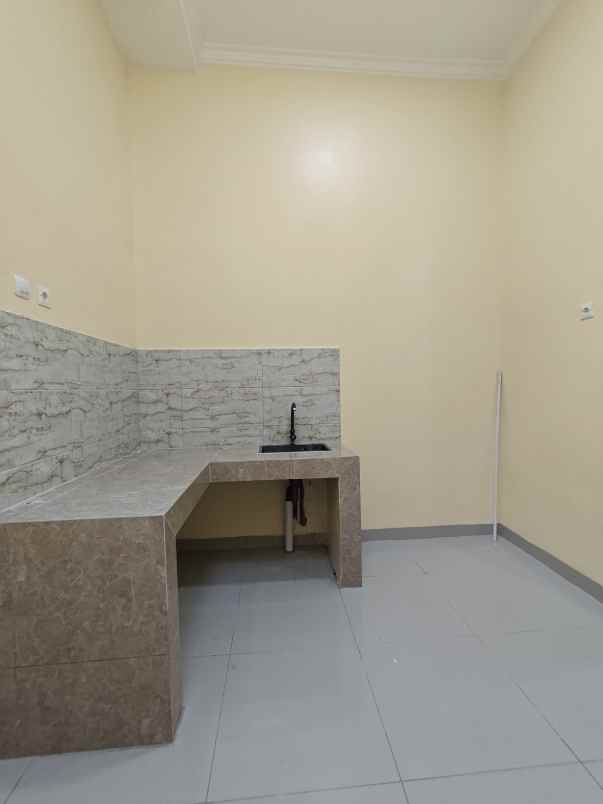 dijual cepat rumah baru di taman kebalen indah bekasi