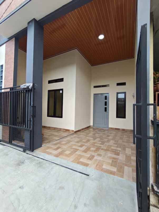 dijual cepat rumah baru di taman kebalen indah bekasi