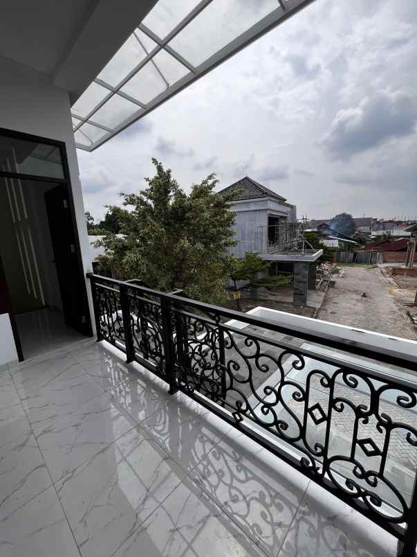 dijual cepat rumah di jalan nangka pekanbaru kota