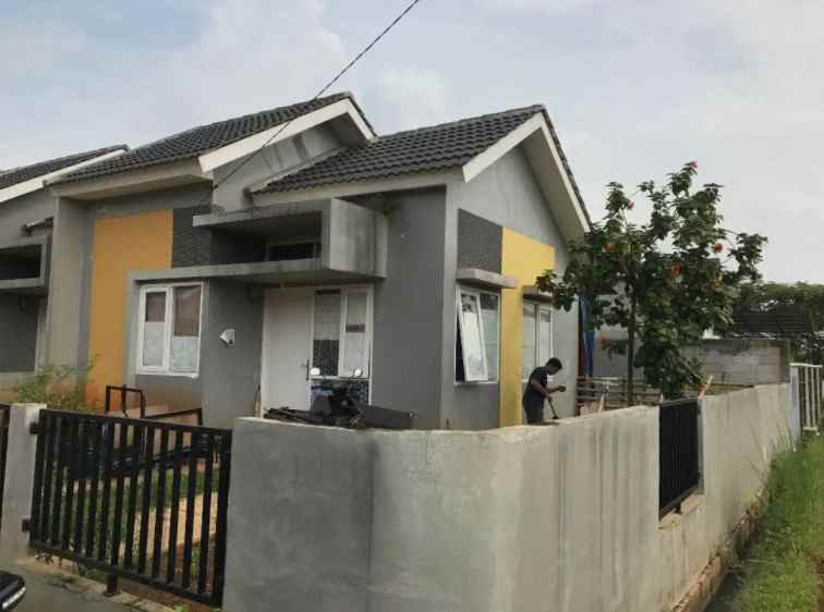 dijual cepat rumah hook di harvest city cileungsi nego