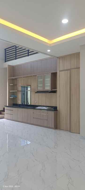 dijual cepqt rumah 2 lantai konsep villa sentul bogor