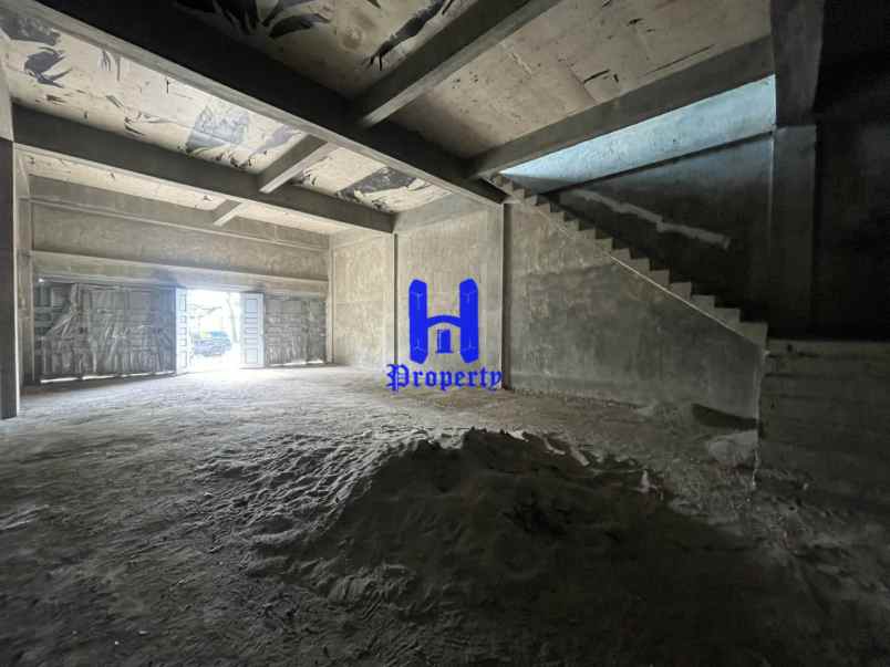 dijual disewakan ruko di jalan kl yos sudarso medan