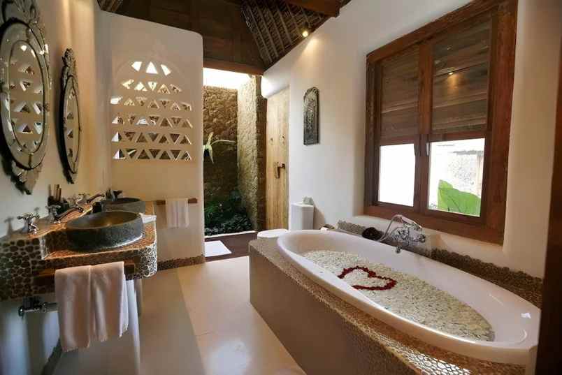 dijual hotel jl mrajapati jimbaran kec